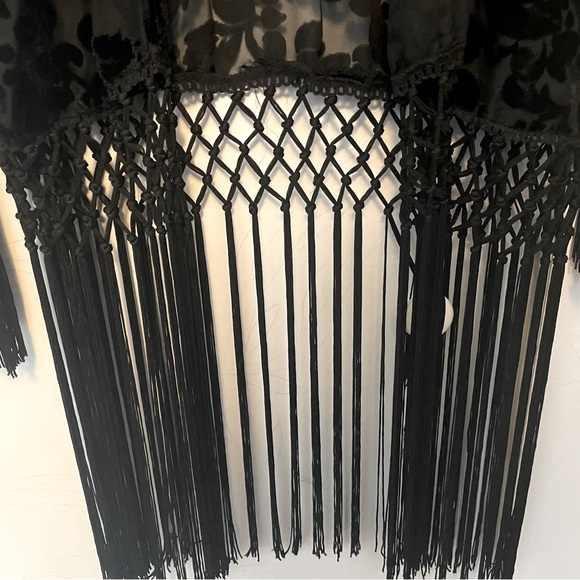 Goth Fringe Velvet Floral Kimono - Picture 9 of 10